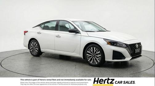 Glacier White 2025 Nissan Altima SV FWD