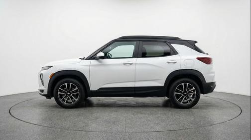 Summit White 2025 Chevrolet Trailblazer LT