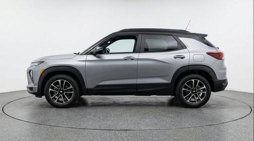 Sterling Gray Metallic 2025 Chevrolet Trailblazer LT