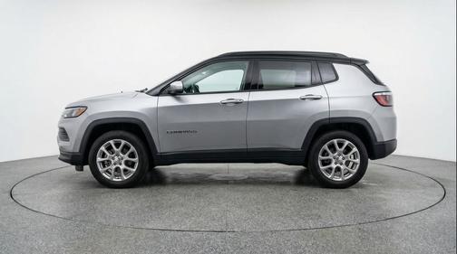 Silver Zynith Metallic Clearcoat 2025 Jeep Compass Limited