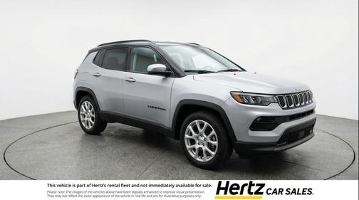 Silver Zynith Metallic Clearcoat 2025 Jeep Compass Limited