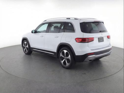 2025 Mercedes-Benz GLB 250 4MATIC