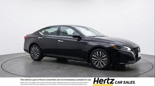 Super Black 2025 Nissan Altima SV FWD