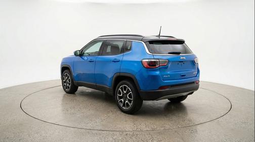 Hydro Blue Pearlcoat 2025 Jeep Compass Trailhawk