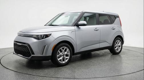 Steel Gray 2025 Kia Soul LX