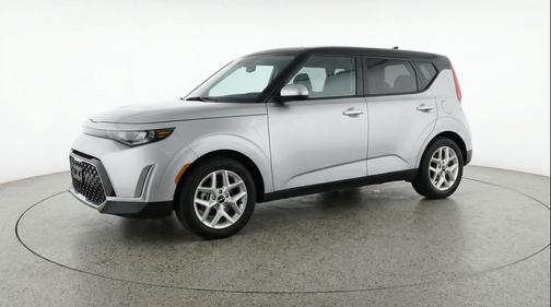 Steel Gray 2025 Kia Soul LX