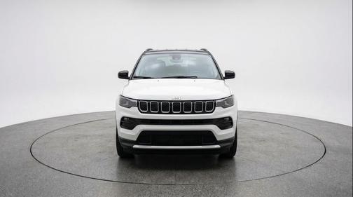 Bright White Clearcoat 2025 Jeep Compass Limited