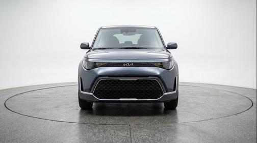 Gravity Gray 2025 Kia Soul LX