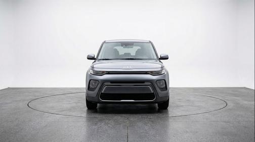 Gravity Gray 2025 Kia Soul LX