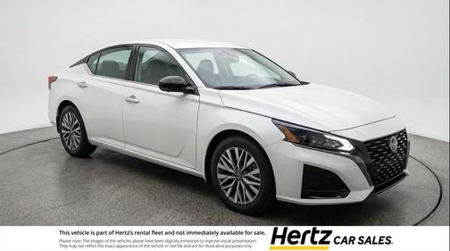Glacier White 2025 Nissan Altima SV FWD