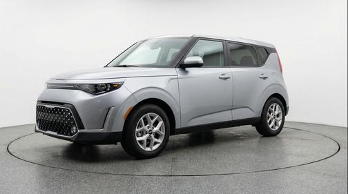 Steel Gray 2025 Kia Soul LX