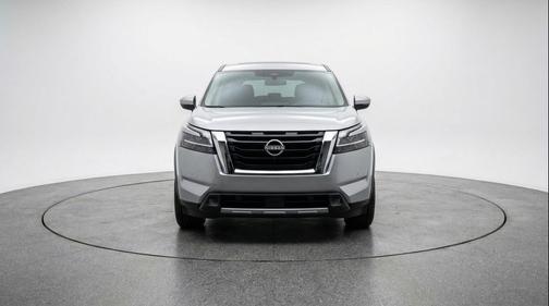 Brilliant Silver Metallic 2025 Nissan Pathfinder SV FWD