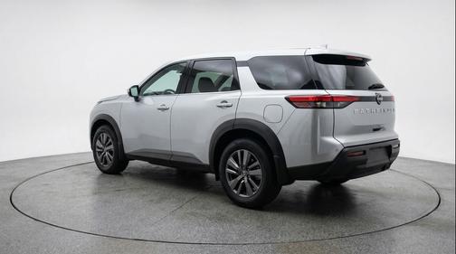 Brilliant Silver Metallic 2025 Nissan Pathfinder SV FWD