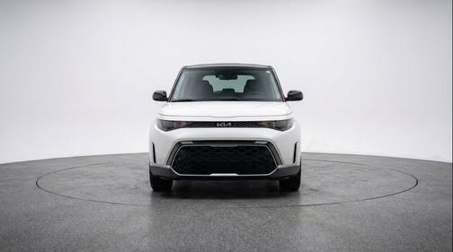 Snow White Pearl 2025 Kia Soul LX