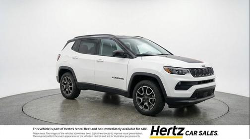 Bright White Clearcoat 2025 Jeep Compass Trailhawk