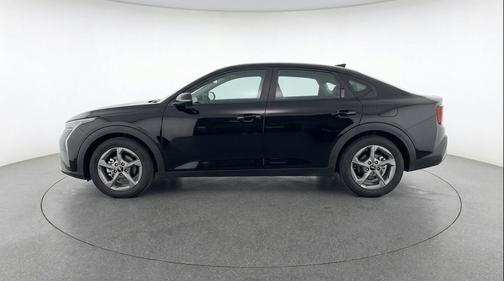 Aurora Black Pearl 2025 Kia K4 LXS