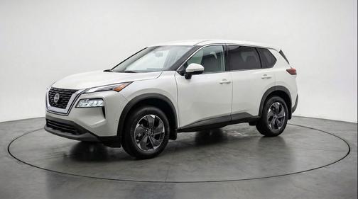 Everest White Pearl Tricoat 2025 Nissan Rogue SV