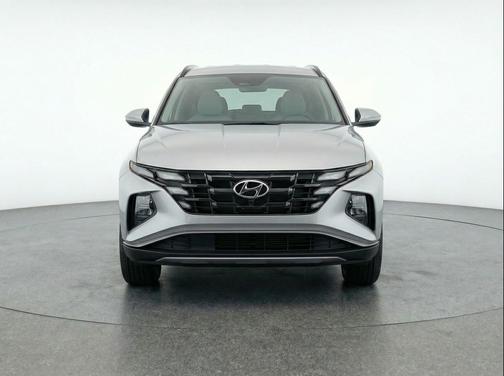 Shimmering Silver 2025 Hyundai TUCSON SEL
