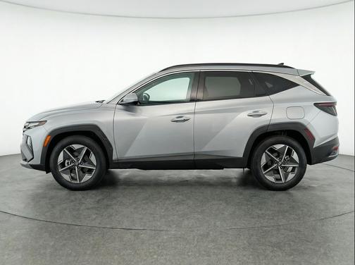 Shimmering Silver 2025 Hyundai TUCSON SEL