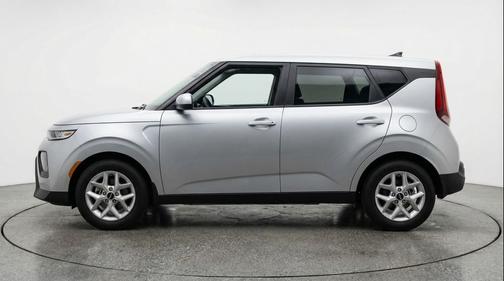 Steel Gray 2025 Kia Soul LX