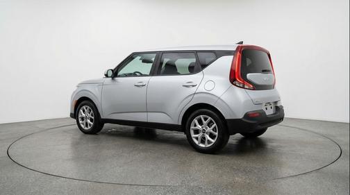 Steel Gray 2025 Kia Soul LX