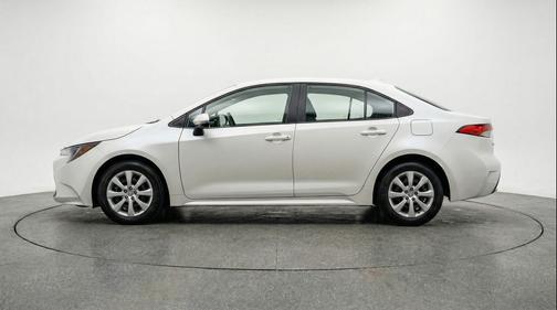 Ice Cap 2025 Toyota Corolla LE