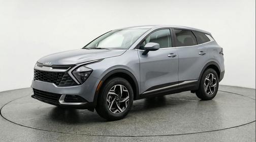 Everlasting Silver 2025 Kia Sportage LX