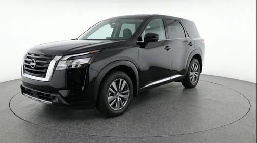 Super Black 2025 Nissan Pathfinder SV FWD