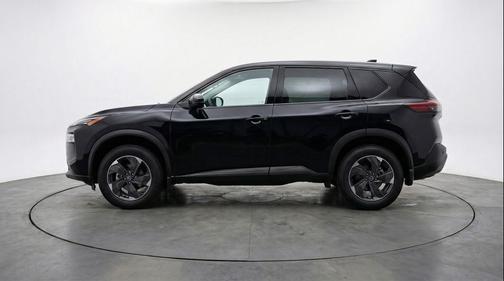 Super Black 2025 Nissan Rogue SV