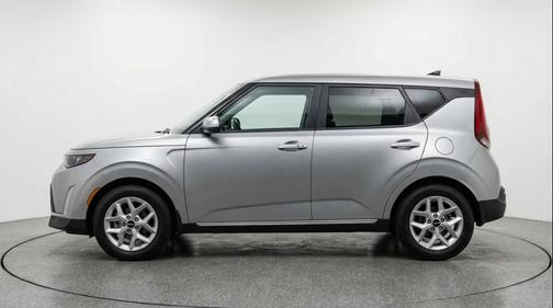 Steel Gray 2025 Kia Soul LX