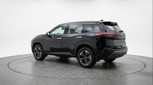 Super Black 2025 Nissan Rogue SV
