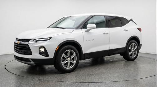Summit White 2025 Chevrolet Blazer 2LT