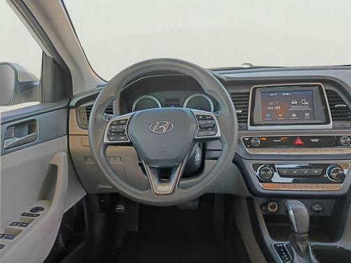 Quartz White Pearl 2019 Hyundai SONATA SE