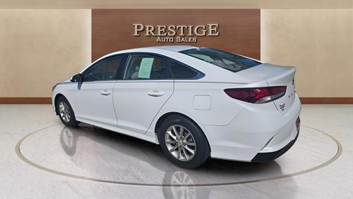 Quartz White Pearl 2019 Hyundai SONATA SE