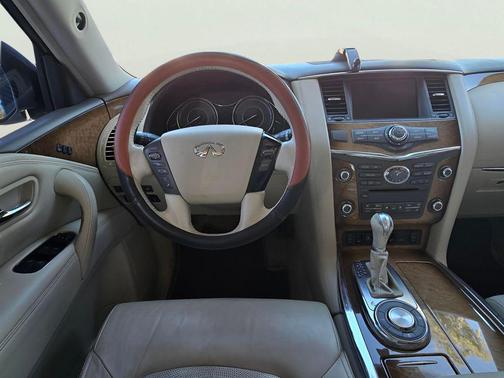 2012 INFINITI QX56 Base