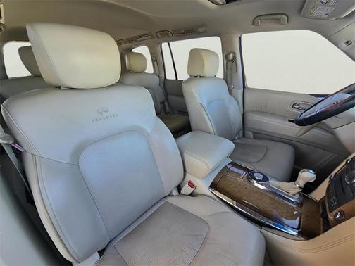 2012 INFINITI QX56 Base