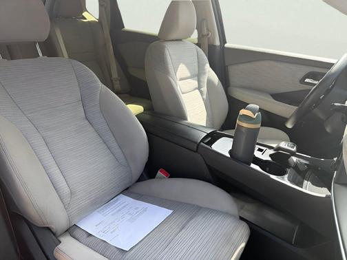 Super Black 2023 Nissan Rogue SV