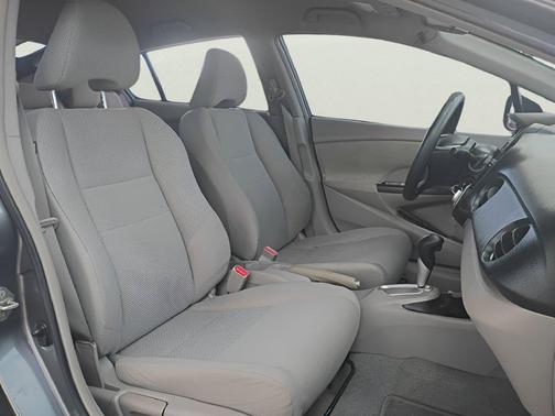 Polished Metal Metallic 2012 Honda Insight Base