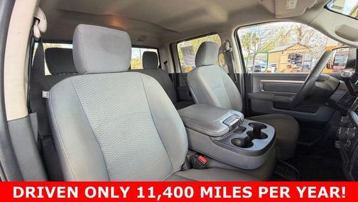 2018 RAM 3500 SLT Crew Cab 4x4 6'4' Box