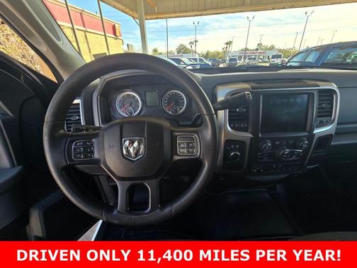 2018 RAM 3500 SLT Crew Cab 4x4 6'4' Box