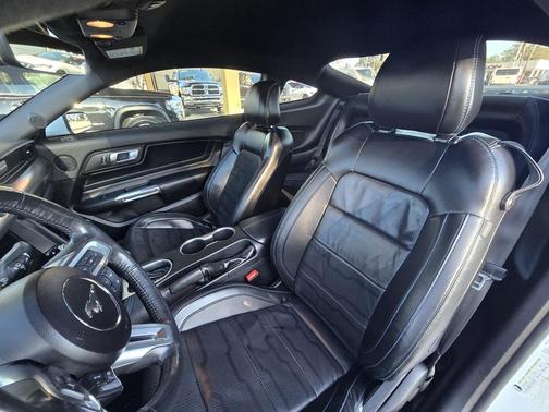 2021 Ford Mustang GT Premium