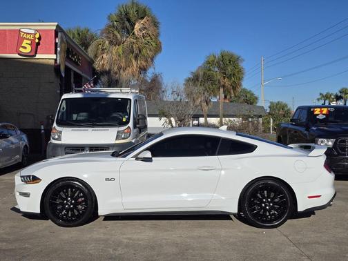 2021 Ford Mustang GT Premium