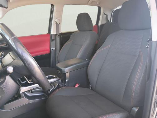 Magnetic Gray Metallic 2017 Toyota Tacoma SR5