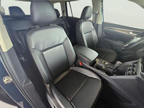 Tourmaline Blue Metallic 2018 Volkswagen Atlas 3.6L SEL