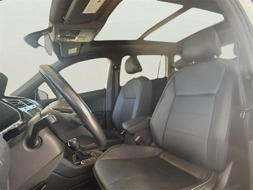 2019 Volkswagen Tiguan 2.0T SEL R-Line