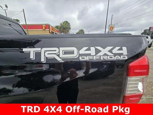 2017 Toyota Tundra SR5