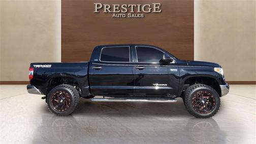 2017 Toyota Tundra SR5