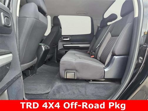 2017 Toyota Tundra SR5