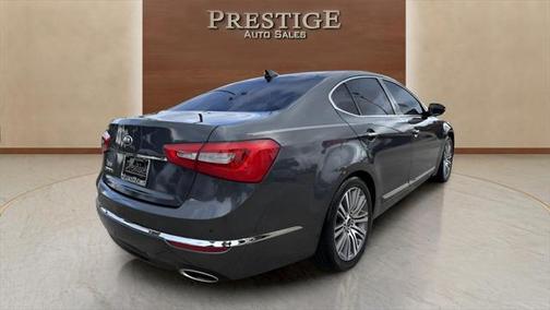 2016 Kia Cadenza Premium