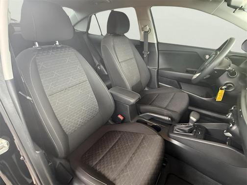 2022 Kia Rio S
